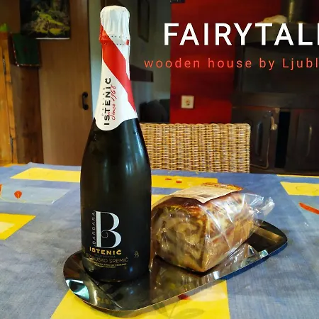 Fairytale Wooden House By Ljubljana 格罗素普捷