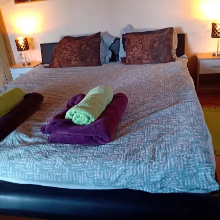 Fairytale Wooden House By Ljubljana 格罗素普捷