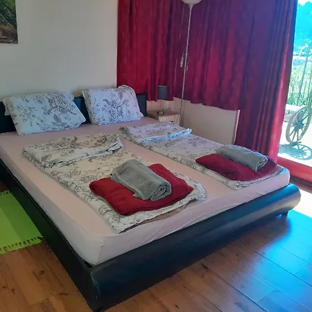 Fairytale Wooden House By Ljubljana 度假居 格罗素普捷