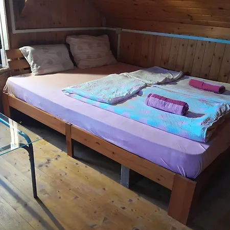 Fairytale Wooden House By Ljubljana Сasa de vacaciones