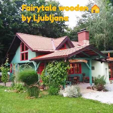 Holiday home Fairytale Wooden House By Ljubljana *