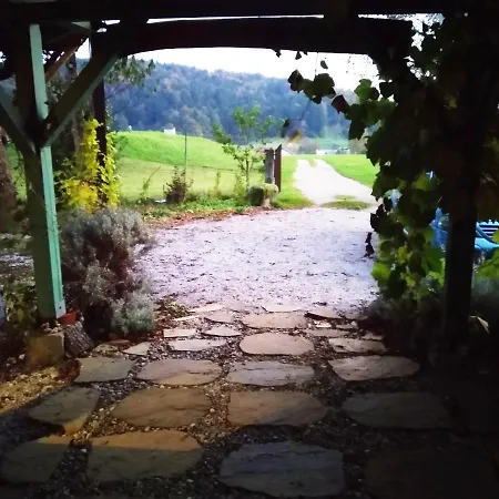 Fairytale Wooden House By Ljubljana Сasa de vacaciones Grosuplje