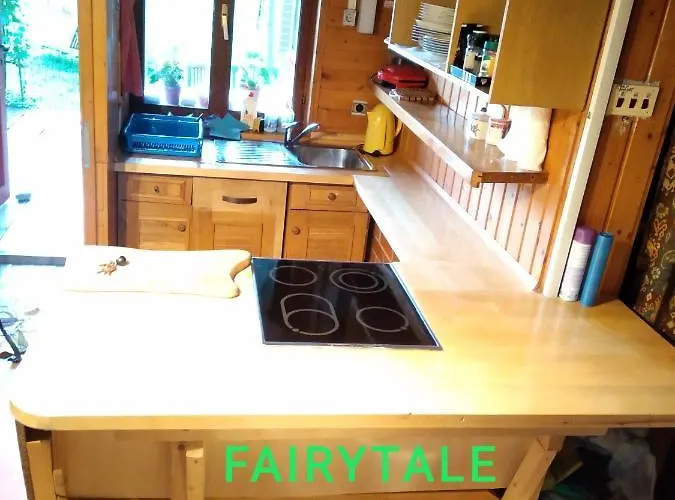 Fairytale Wooden House By Ljubljana Vakantiehuis