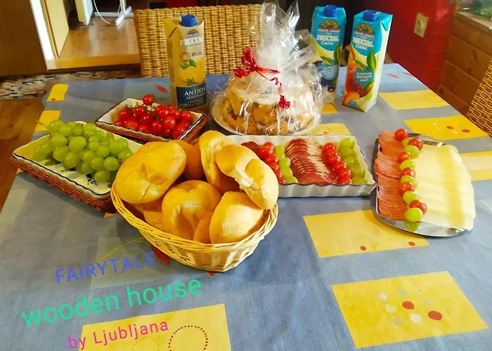 Semesterbostad Fairytale Wooden House By Ljubljana